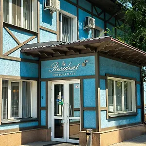 Resident Hotel